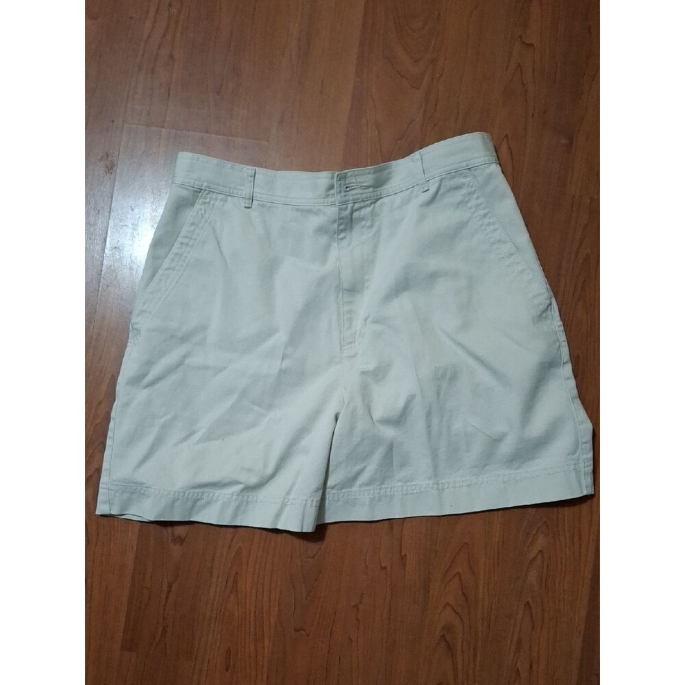 Liz Claiborne Light Beige Women's Bermuda Shorts (Mis343)